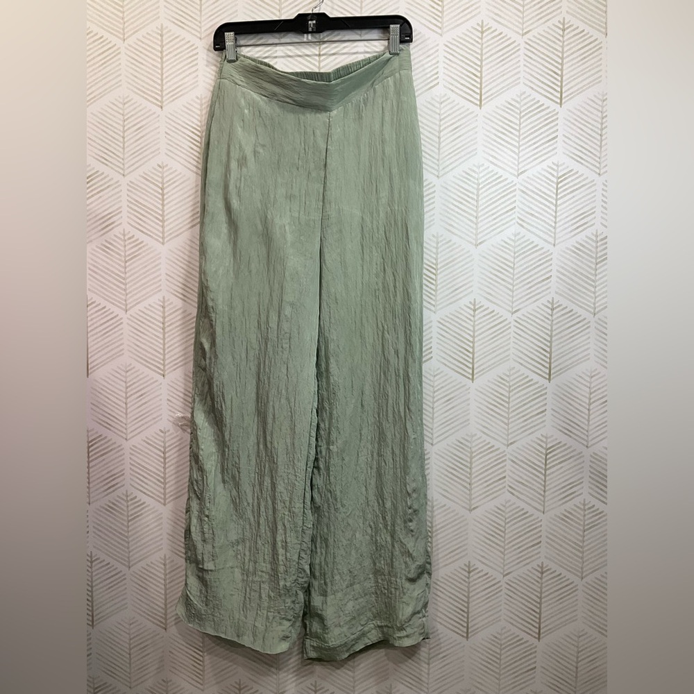 House of Harlow 1960 Light Green Skirt